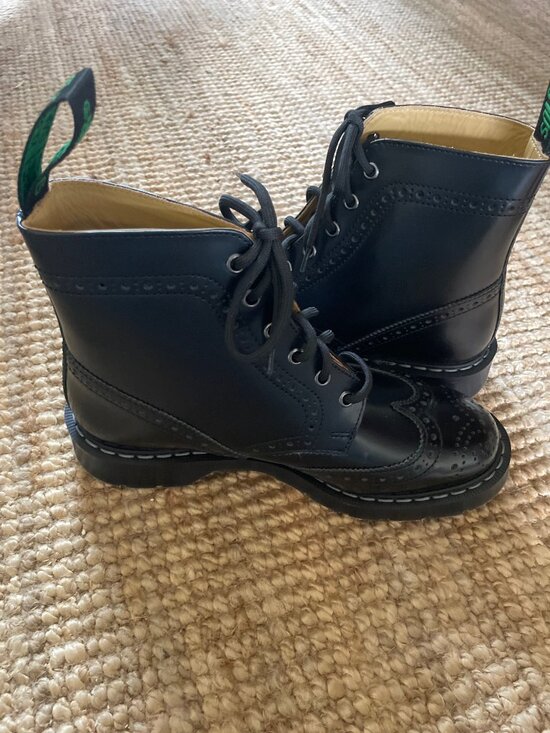 Solovair Black Hi-Shine 6 Eye Brogue Boot main image 5